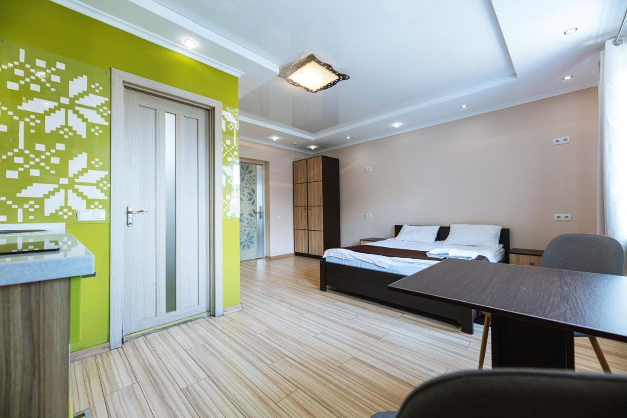 Guest House "Golden Gate 911 " Κίεβο Εξωτερικό φωτογραφία