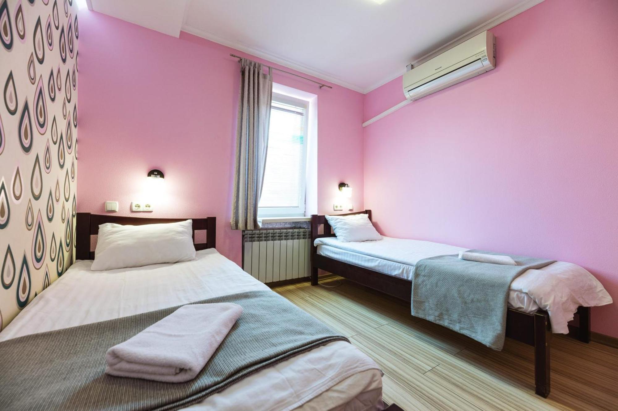Guest House "Golden Gate 911 " Κίεβο Εξωτερικό φωτογραφία
