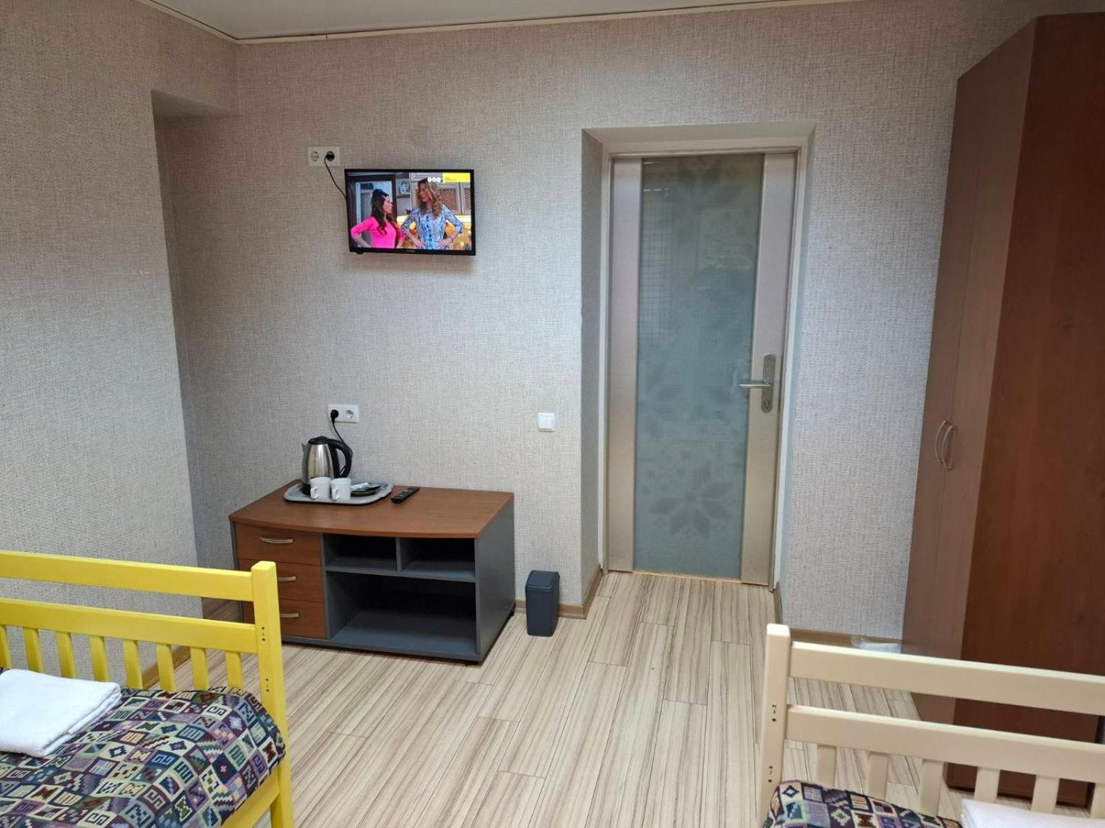 Guest House "Golden Gate 911 " Κίεβο Εξωτερικό φωτογραφία