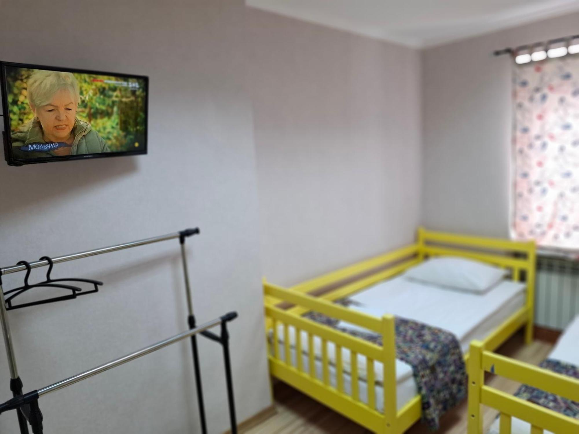 Guest House "Golden Gate 911 " Κίεβο Εξωτερικό φωτογραφία